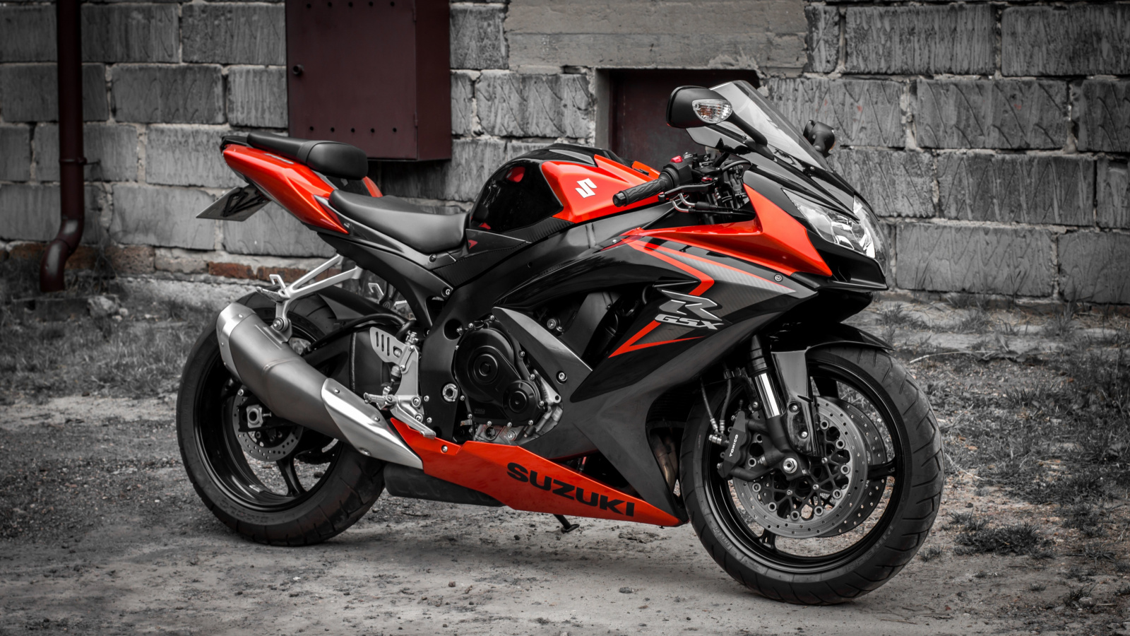 Nice one @gixx_sonic - #gsxr1000r #gsxr1000 #gixxer #gixxernation #suzuki #suzuk