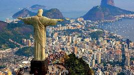 Бразилия, Рио-де-Жанейро. Построена в 1931 г. Строительство заняло 9 лет. Считается одной из самых больших в мире. Высота - 38 м., вес - 635 тонн.